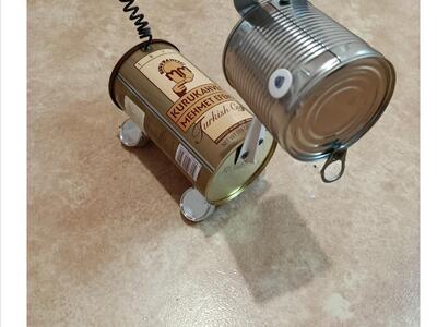 Акция экология "Вторая жизнь старым вещам". Расуловы, Аделина 4В и Дамир 2В класс.